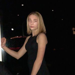 Meet your Posher, Caleigh